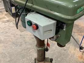 Industrial pedestal drill - picture2' - Click to enlarge