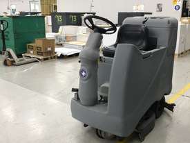 Nilfisk BR800 Ride on Floor Scrubber - picture0' - Click to enlarge