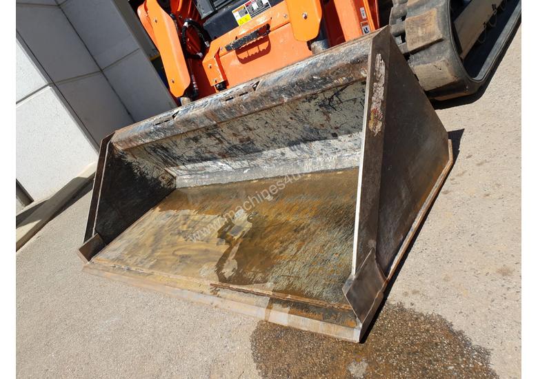 caption Kubota SVL75-2 for sale - LOW HOURS