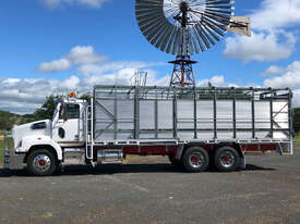 Western Star 4764SXC Stock/Cattle crate Truck - picture0' - Click to enlarge