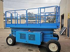 UpRight 31ft Scissor Lift - picture2' - Click to enlarge