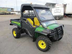 John Deere Gator - picture0' - Click to enlarge