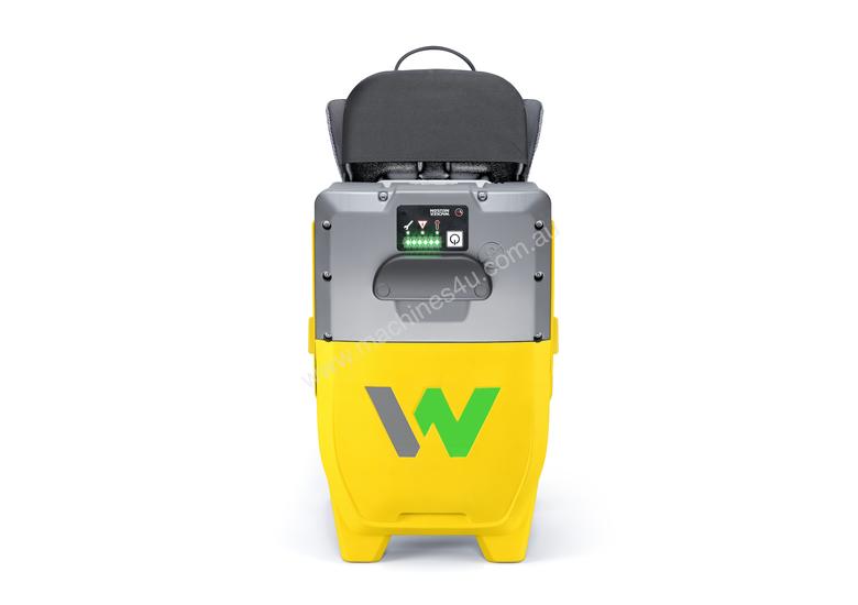 New 2020 wacker neuson ACBe Zero Emission Internal Vibrator Backpack with Battery Concrete
