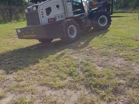 Forklift  4X4 diesel 75hp all terrain container mast - picture2' - Click to enlarge