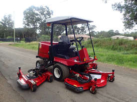 Toro GroundsMaster 4000 D Wide Area mower Lawn Equipment - picture0' - Click to enlarge