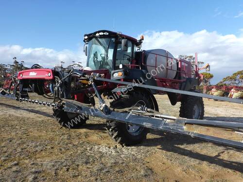 2013 Miller Nitro 5365 Self Propelled 6000 Litre 120 Foot Boom Spray with Miller Swath Draper Adapto