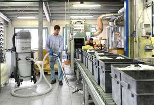 CLEANQUIP-Nilfisk T75 L100 3 Phase Industrial Wet & Dry Vacuum