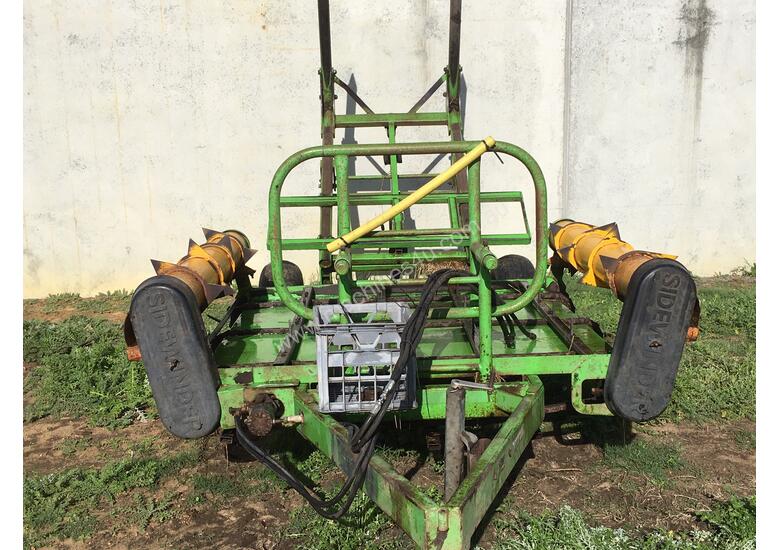 caption Kerry Sidewinder Bale Feeder