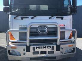 Hino 700 Series FS2844 Tipper - picture1' - Click to enlarge