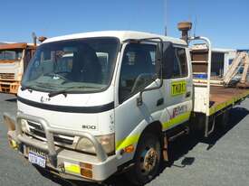 Hino 2007 300L Dual Cab Cab Chassis Truck - picture0' - Click to enlarge