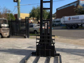 Crown 1T Walkie Stacker with 4.3m lift FOR SALE - picture0' - Click to enlarge