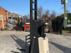 Crown 1T Walkie Stacker with 4.3m lift FOR SALE - picture2' - Click to enlarge