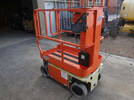 JLG 1230ES - Narrow One Man Lift / 5.66m Working Height - picture2' - Click to enlarge