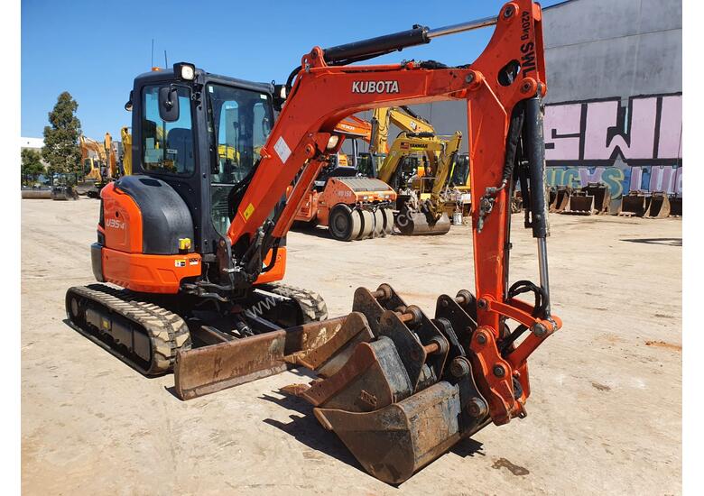 caption 2017 KUBOTA U35-4 EXCAVATOR WITH CAB, FULL SPEC AND LOW 1225 HOURS