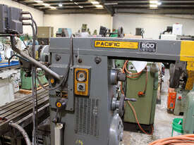 Pacific FU-125 Universal Milling Machine - picture1' - Click to enlarge