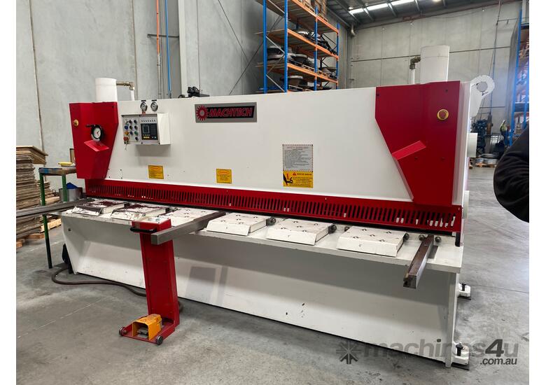 caption Machtech 6x3200 Variable Rake Hydraulic Guillotine