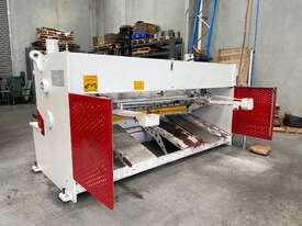 Machtech 6x3200 Variable Rake Hydraulic Guillotine - picture0' - Click to enlarge