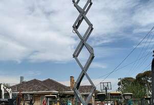 Genie   GS3246 Scissor Lift