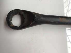  T & E Tools Offset Ring 1 7/16 Inch Striking Wrench 305mm Long - picture2' - Click to enlarge