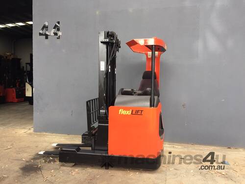 BT TOYOTA Electric Ride Reach Truck