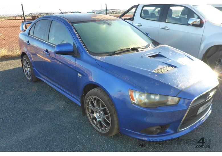 caption 2009 Mitsubishi Lancer CX/CY
