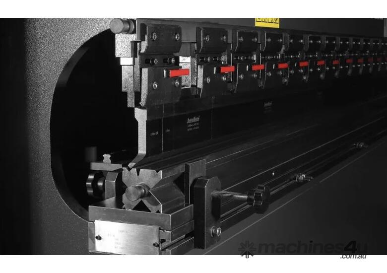 caption JTECH - New Pearson 3200 x 125 Tonne NC Hydraulic Pressbrake