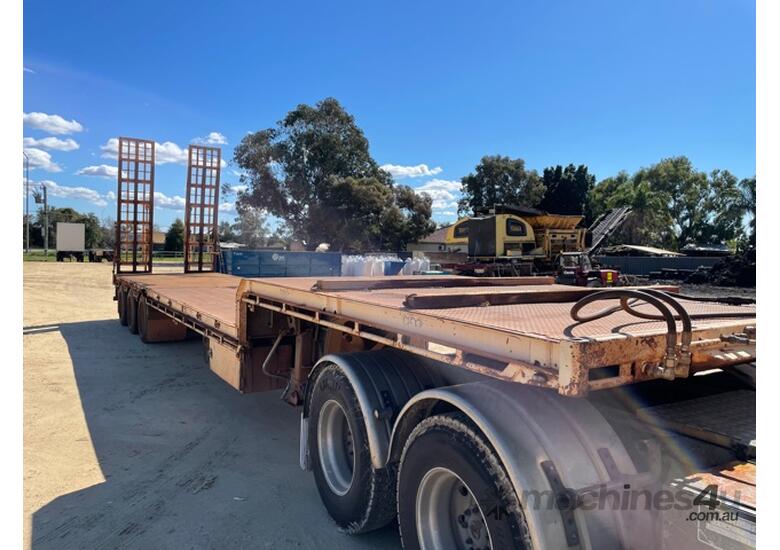 Buy Used 2003 custom made Trailer Drop Deck 45ft Tri Ramps SN1140