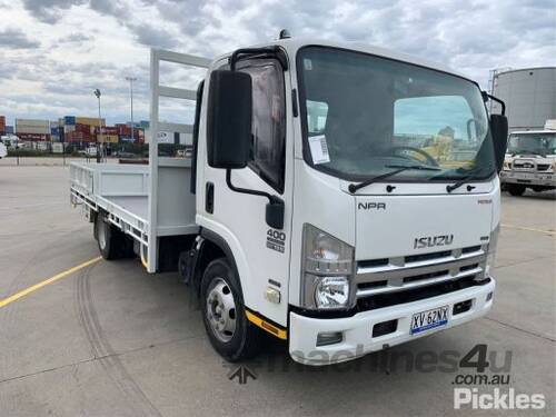 2010 Isuzu NPR 400MWB Premium