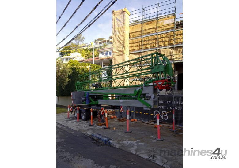 caption GLEASON CRANES 2020 NOMAD TK13 TOWER CRANE