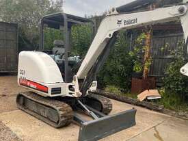 Bobcat 331 - 3.5t Excavator & Attachments - picture0' - Click to enlarge