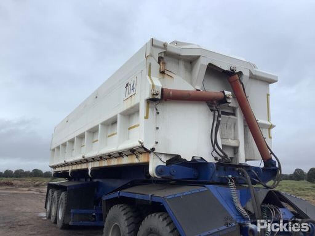 Buy Used Tri Axle Side Tipper Side Tipper Trailers in , Listed on Machines4u