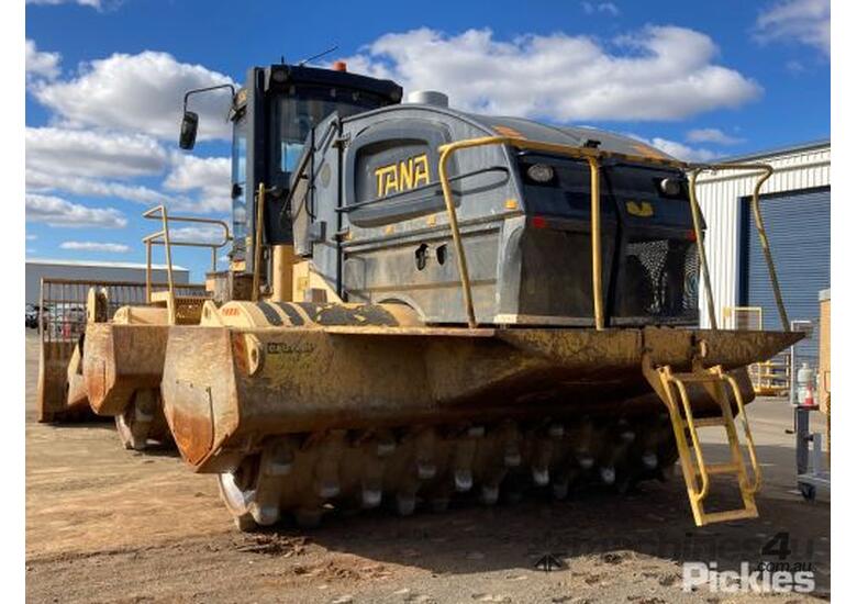 Used tana E520 Landfill Compactors in , Listed on Machines4u