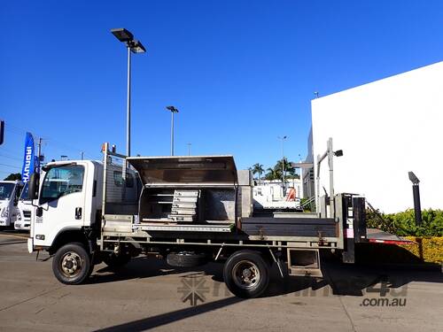 2013 ISUZU NPS 300 - 4X4 - Service Trucks