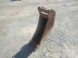 Dolphin, 260mm Bucket to suit Excavator, Centers 315mm, Ears 195mm, Pins 50mm - picture0' - Click to enlarge