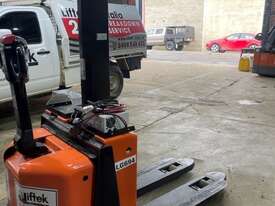 Uses BT Electric Pallet Jack  - picture1' - Click to enlarge