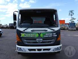 Hino 500 - picture0' - Click to enlarge