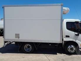 Hino 300 Series - picture0' - Click to enlarge