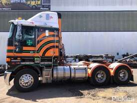 2011 Kenworth K108 - picture1' - Click to enlarge