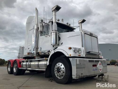 2017 Western Star 4864FXB