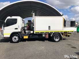 2017 Mitsubishi Fuso Canter 7/800 - picture1' - Click to enlarge