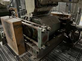 Rolls Crusher with Surge Bin and Vibratory Feeder - picture0' - Click to enlarge