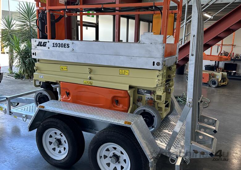 JLG 1930ES Scissor Lift Trailer Package with Major inspection image 4