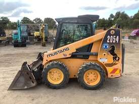 2013 Mustang 2054 Skid Steer Loader - picture2' - Click to enlarge