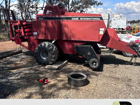 1994 Case International 8570 Hay Baler 900x900 - picture0' - Click to enlarge