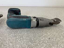 Makita Cordless Nibbler and Offset Shear - picture1' - Click to enlarge