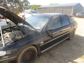 Holden Calais Sedan 2000 (3) Model Holden VT Calais 4 Door Sedan - picture2' - Click to enlarge