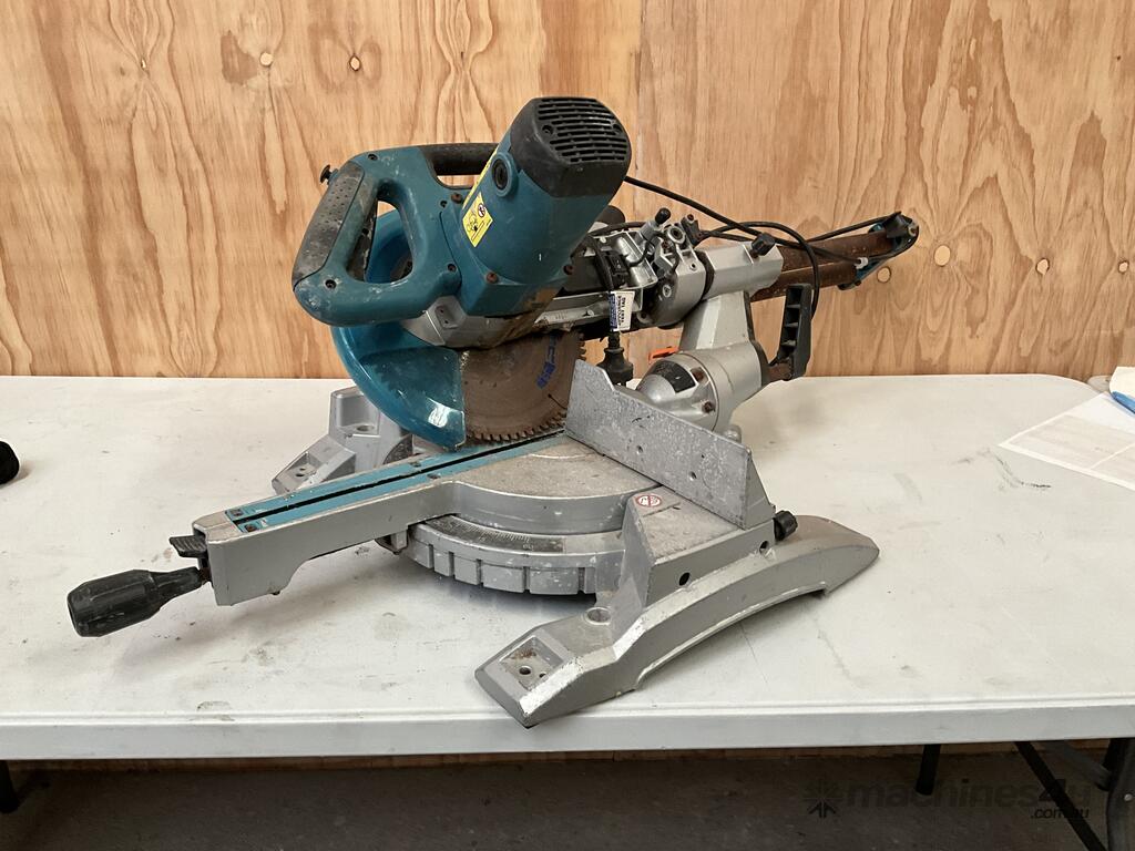 New Makita LS1017L Table Saw Table Saws in Listed on Machines4u