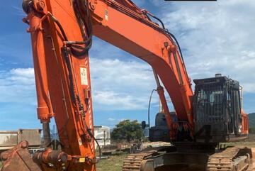 2017 Hitachi Zaxis ZX350LCH-3 Excavator, E.M.U.S MS908