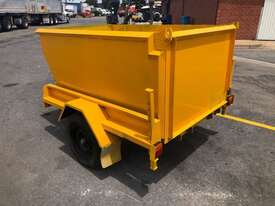 2009 Custom Bin Tipper - picture1' - Click to enlarge