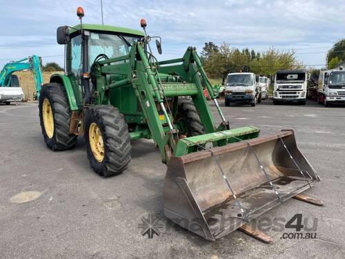 2000 John Deere 6110 Tractor (Front Wheel Assist)